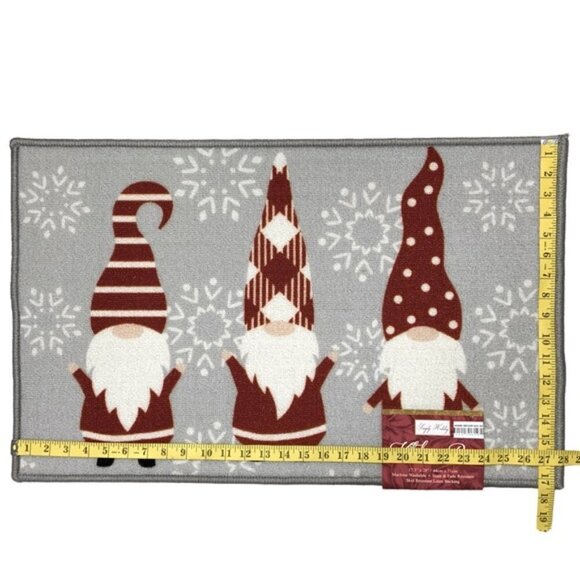 Gnome Snowflake Rug Simply Holiday Christmas Winter Unique Decor Accent Red Gray - Picture 8 of 16
